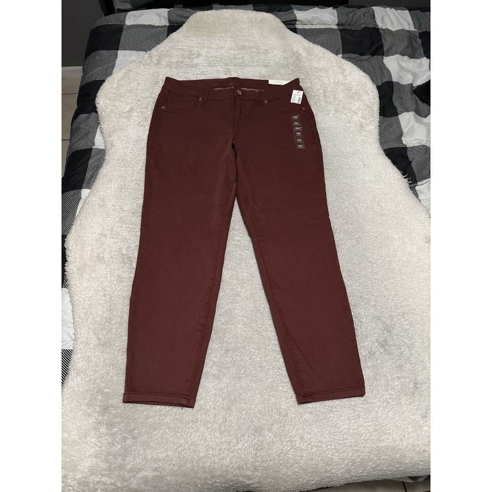 Maurices Burgundy Mid-Rise Jegging Skinny Pants Size 16W Short NWT Stretch NWT
